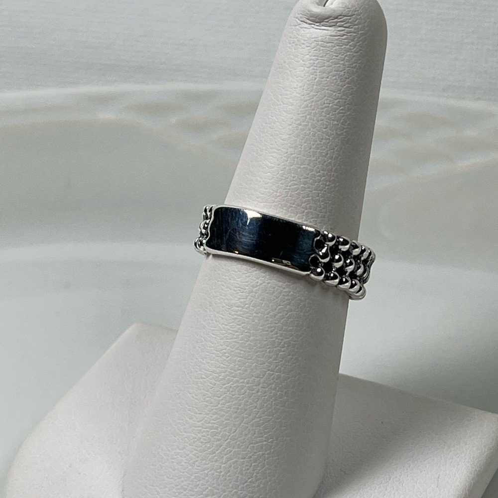 Solid 925 Sterling Silver Dotted Band Ring Size 7 - Picture 5 of 9